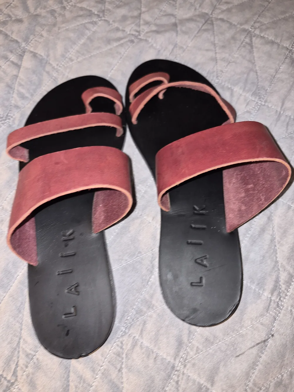Women’s Strappy Red Slide Sandals - Picture 3 of 4